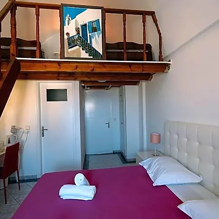 Ptolemeos 4* Fira (Santorini)