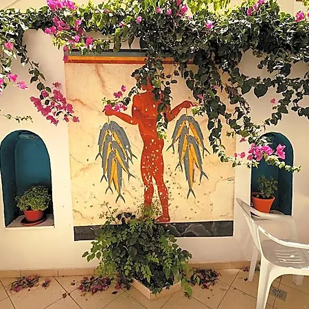 Ptolemeos 4* Fira (Santorini)