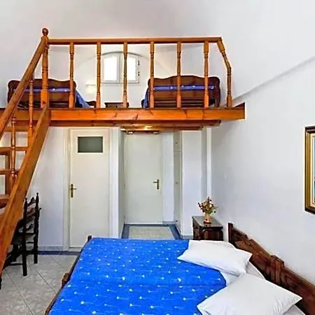 Ptolemeos Hotel Fira (Santorini)